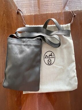 HERMÈS Lambskin Clou De Selle Pouch Dark Brown Shoulder Bag w Dust Bag